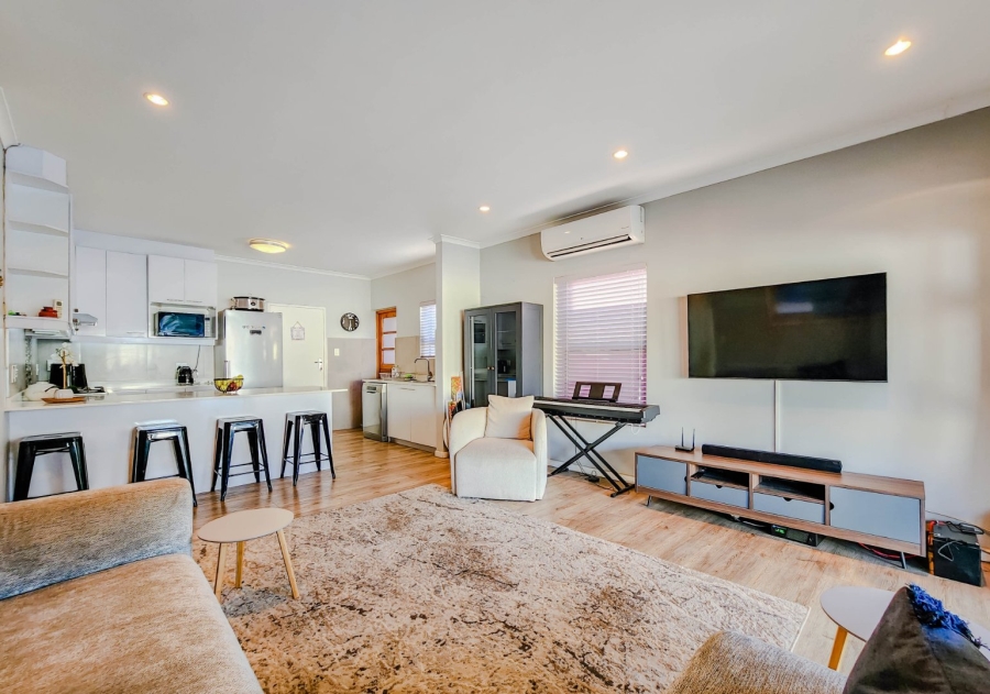 To Let 3 Bedroom Property for Rent in Sonstraal Heights Western Cape